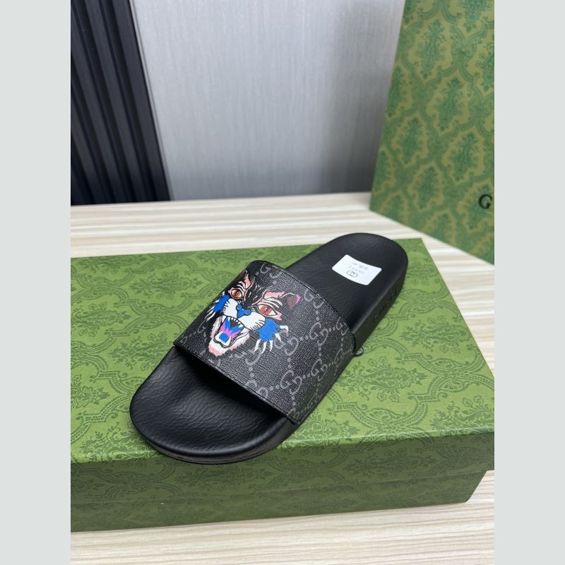 G*u*i slippers